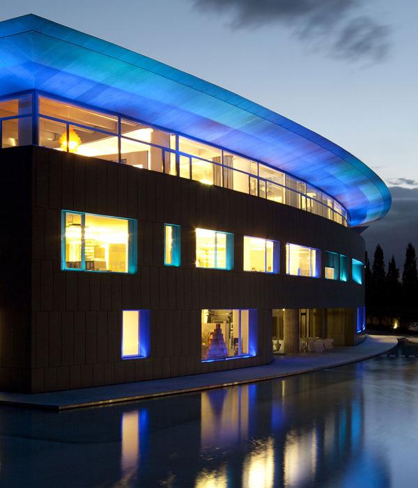 Nice Headquarter